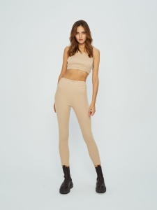 High-waisted leggings