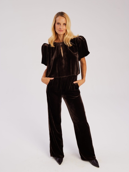 Marlu AW244887.jpg