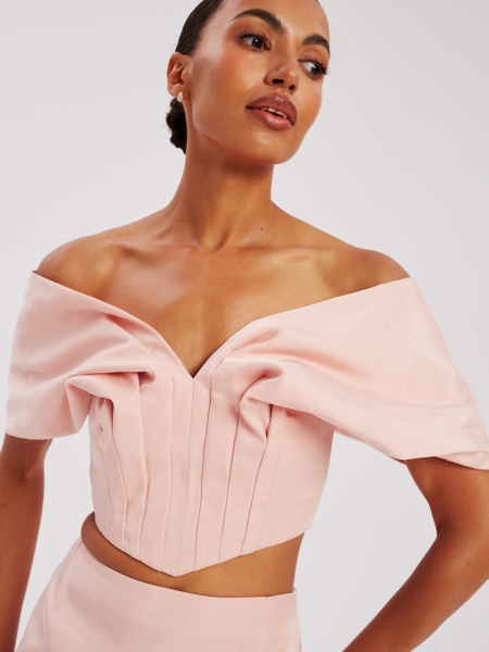 Corset laced (1)